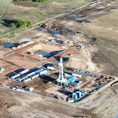 Picture of K+S Legacy construction site with drilling rig in Saskatchewan. 