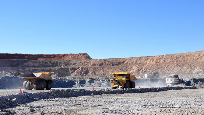 Picture of an open pit mine. 