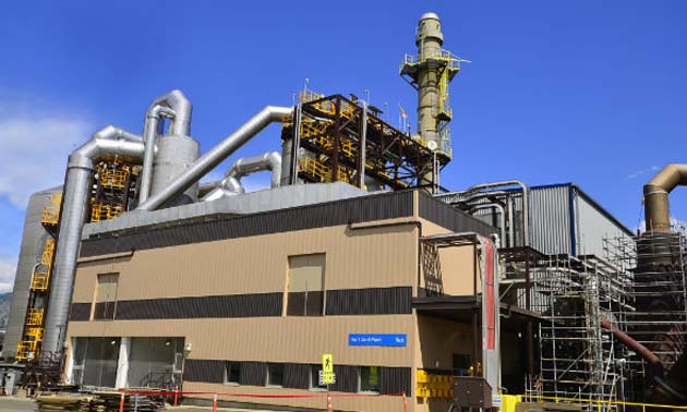 A previously completed acid plant that Teck installed in 2014.