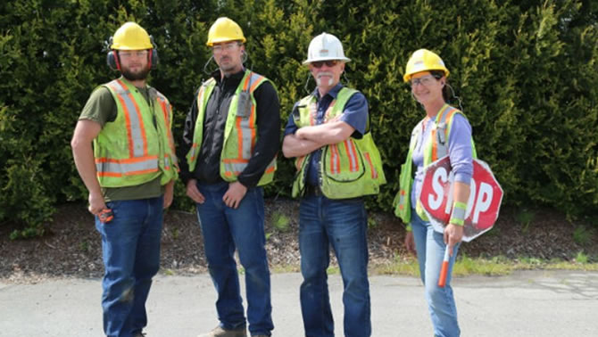 Picture of Ulmer Contracting employees. 